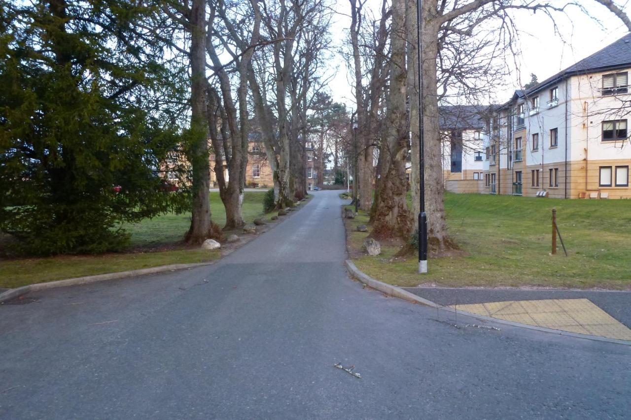 Hedgefield House - Serene Top Floor Flat Inverness Exterior foto